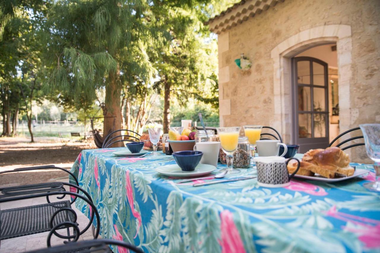 Domaine Cap Rubis Bed & Breakfast Paradou Exterior photo
